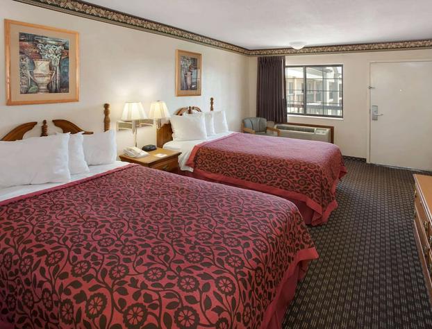 Days Inn & Suites by Wyndham Kokomo hotel detail image 4