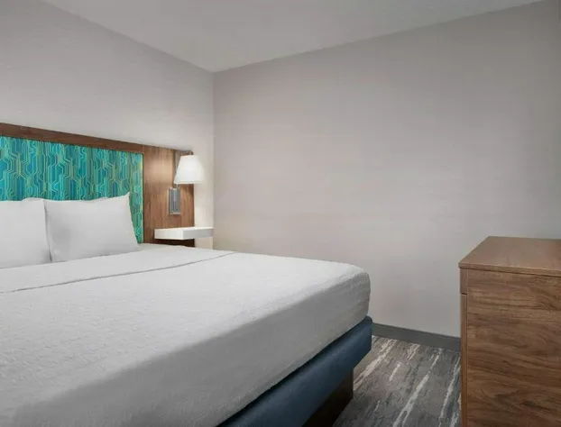 Hampton Inn Waterloo Cedar Valley hotel detail image 4