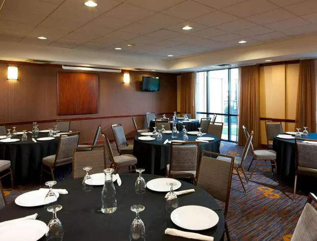 Courtyard by Marriott Brownsville hotel detail image 4