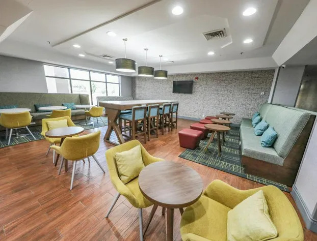 Hampton Inn Hutchinson hotel detail image 4