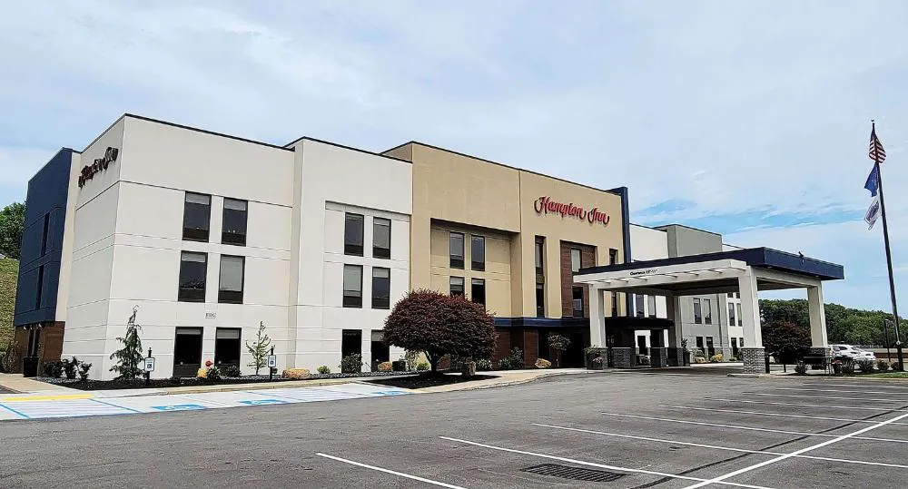 Hampton Inn Greensburg hotel hero