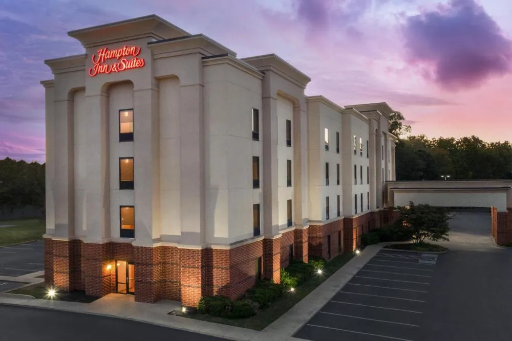 Hampton Inn & Suites-Knoxville/North I-75 hotel hero