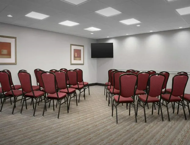 Hampton Inn & Suites-Knoxville/North I-75 hotel detail image 2