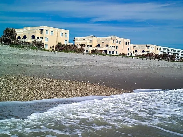 Royal Mansions Resort hotel hero