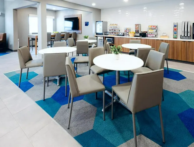 Microtel Inn & Suites by Wyndham Springville hotel detail image 1