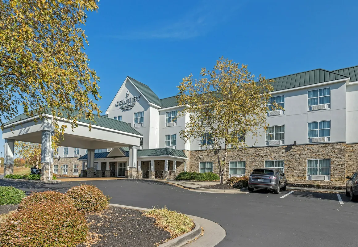 Country Inn & Suites by Radisson, Ashland - Hanover, VA hotel hero