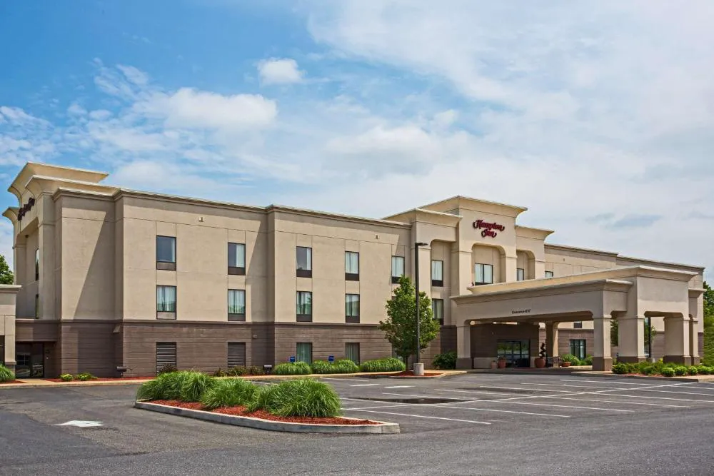 Hampton Inn Clearfield hotel hero