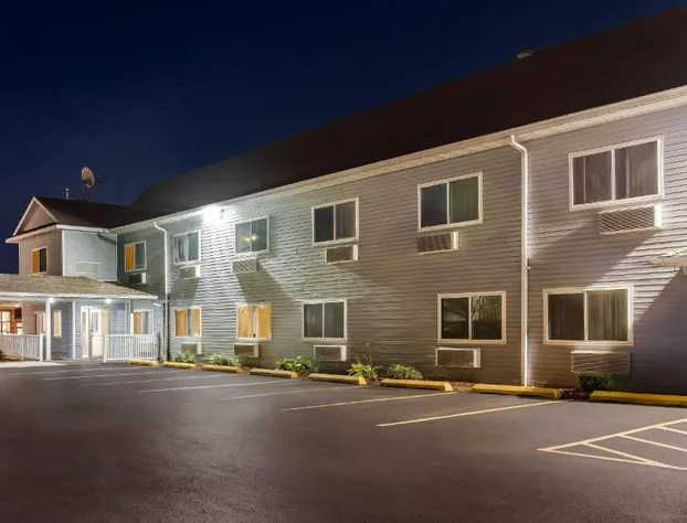 Days Inn by Wyndham Ames hotel detail image 3