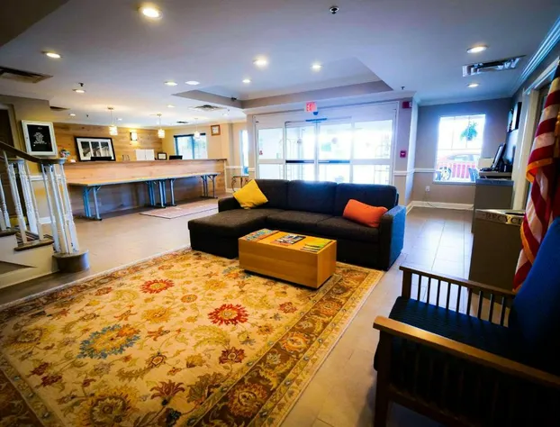 Country Inn & Suites by Radisson, Burlington (Elon), NC hotel detail image 4