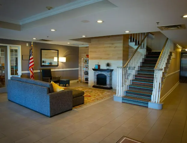 Country Inn & Suites by Radisson, Burlington (Elon), NC hotel detail image 2