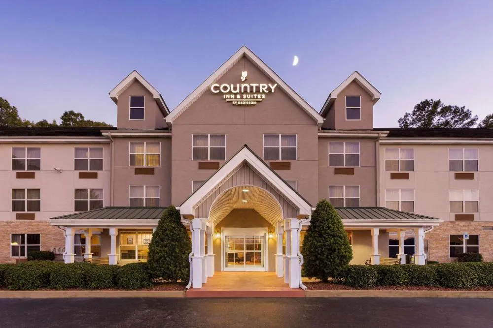 Country Inn & Suites by Radisson, Tuscaloosa, AL hotel hero
