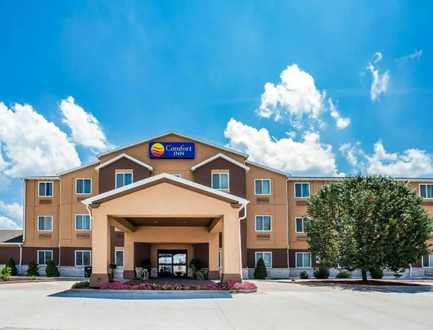 Comfort Inn & Suites Moberly hotel detail image 1