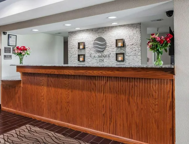 Comfort Inn & Suites Moberly hotel detail image 2