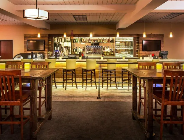 DoubleTree by Hilton Olympia Downtown Capitol District hotel detail image 2