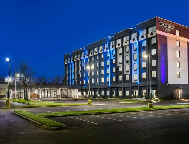 Doubletree by Hilton Monroe Township Cranbury hotel detail image 3