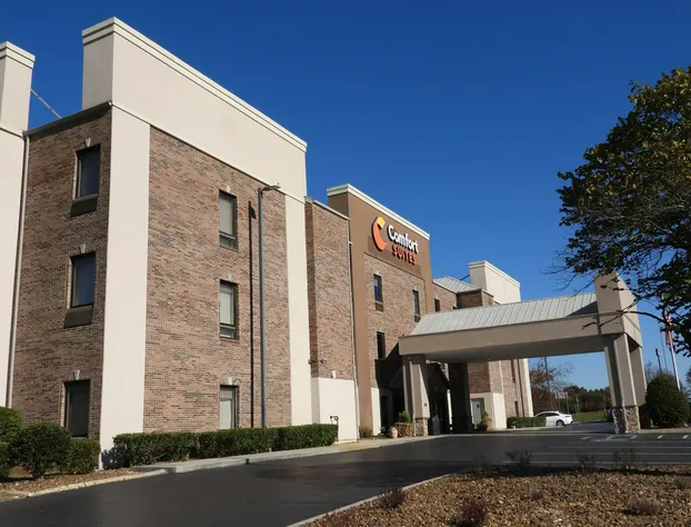 Comfort Suites hotel detail image 1