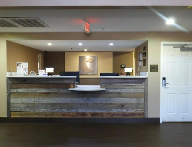 Comfort Suites Crossville hotel detail image 2