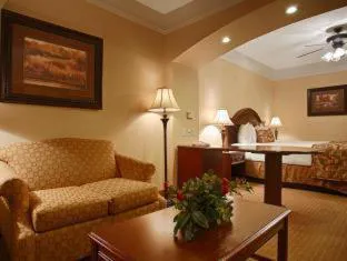 Best Western Plus Monica Royale Inn & Suites hotel detail image 4