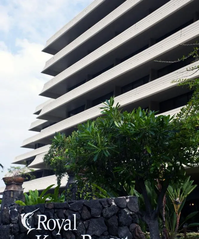 Royal Kona Resort hotel hero