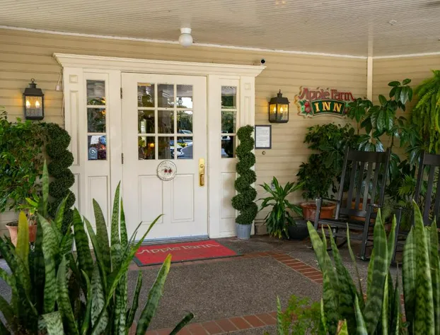 Apple Farm hotel detail image 4