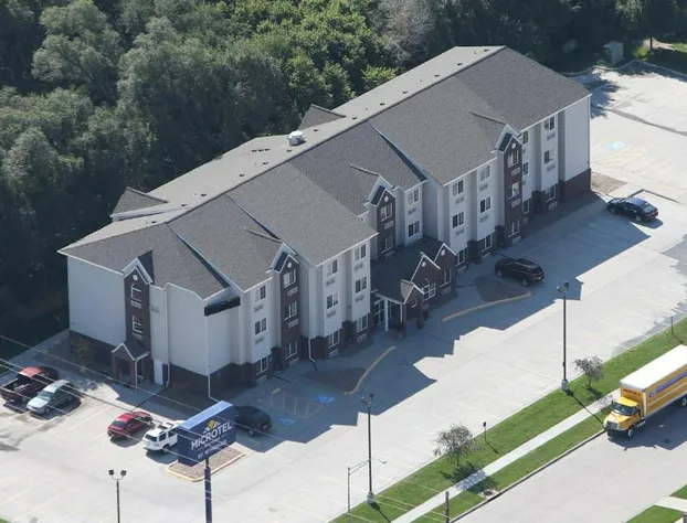 Microtel Inn & Suites by Wyndham Kearney hotel detail image 3