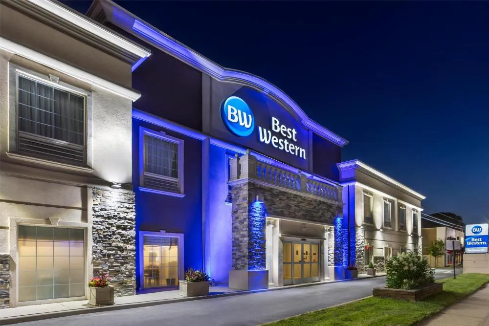 Best Western Bar Harbour Inn hotel hero