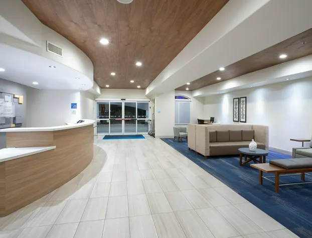 Holiday Inn Express & Suites Chowchilla - Yosemite Park Area by IHG hotel detail image 2