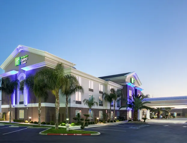 Holiday Inn Express & Suites Chowchilla - Yosemite Park Area by IHG hotel detail image 1