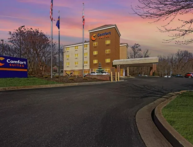 Comfort Suites Huntsville MidCity District at Research Park hotel detail image 2