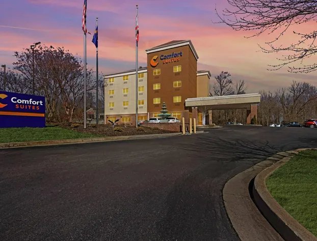 Comfort Suites Huntsville MidCity District at Research Park hotel detail image 3
