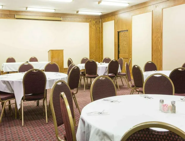 Ramada by Wyndham Enid hotel detail image 4