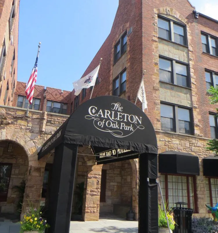 Carleton of Oak Park hotel hero