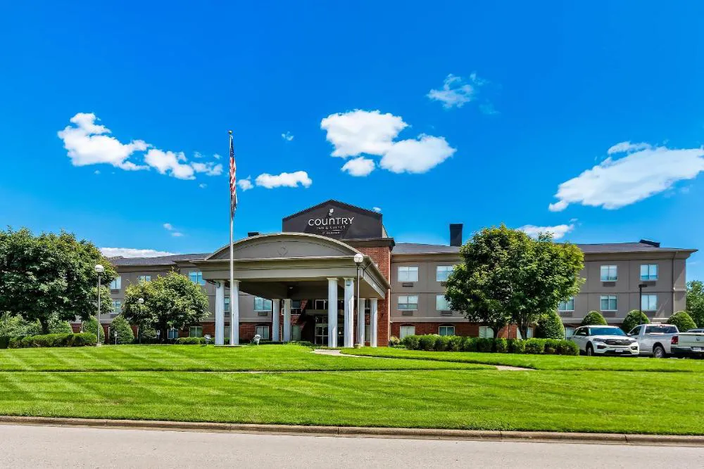 Country Inn & Suites by Radisson, Elizabethtown, KY hotel hero
