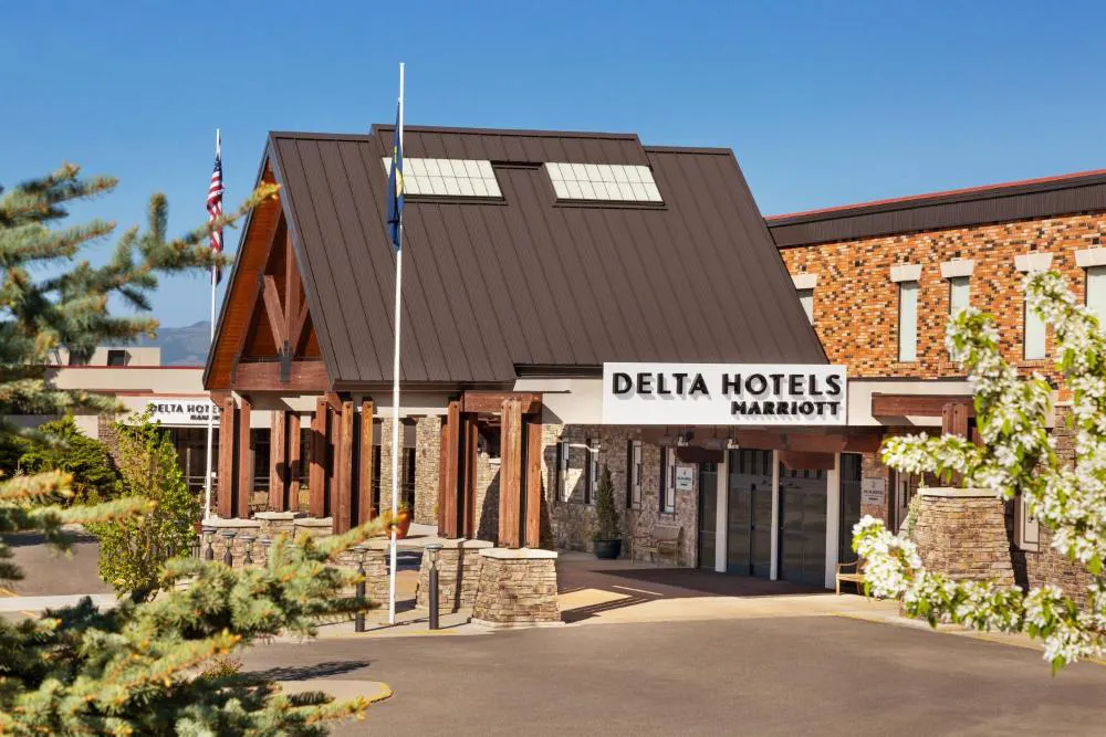 Delta Hotels by Marriott Helena Colonial hotel hero