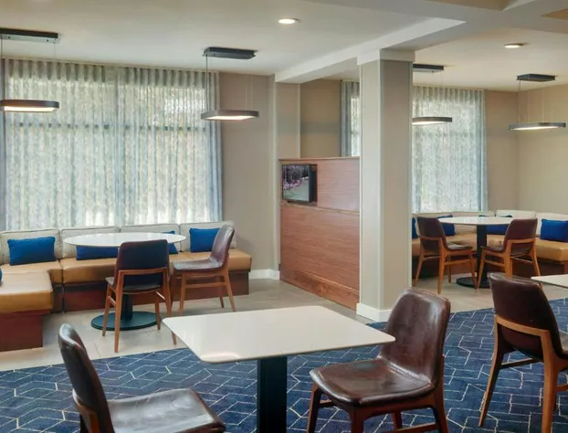 Courtyard by Marriott Frederick hotel detail image 4