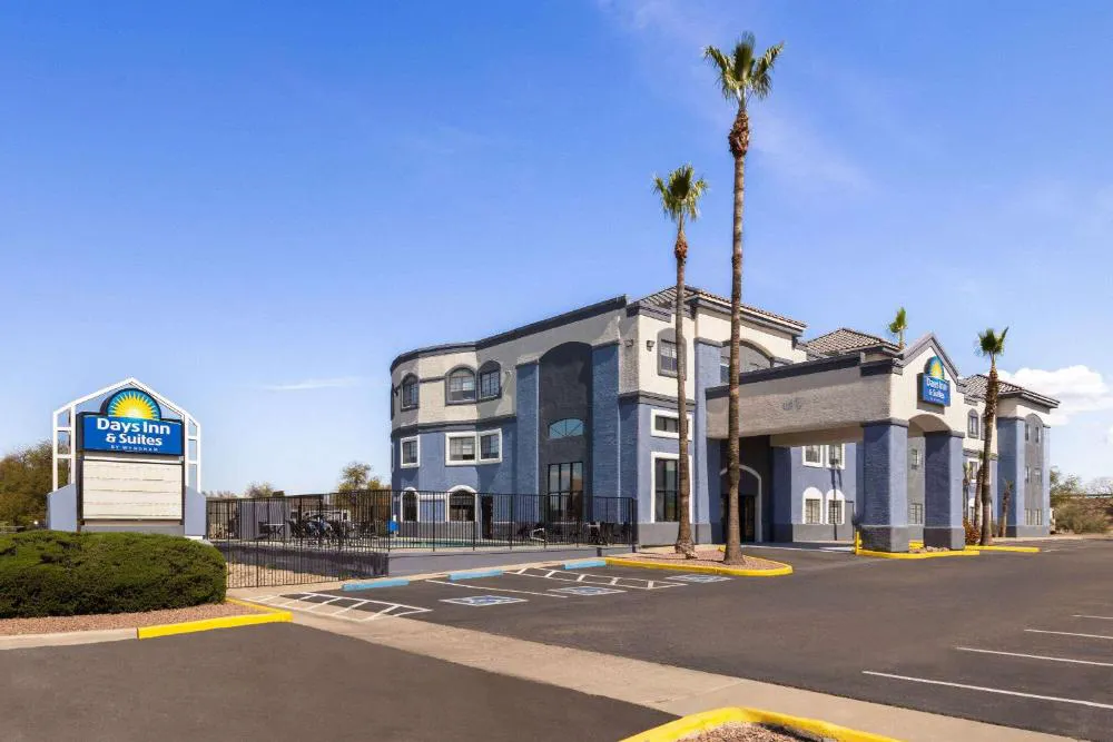 Days Inn & Suites by Wyndham Tucson/Marana hotel hero