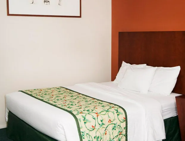 Red Carpet Inn & Suites hotel detail image 4