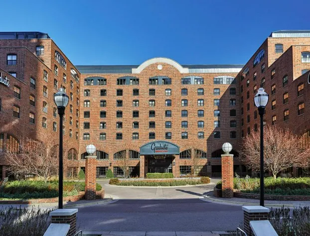 Graduate by Hilton Minneapolis hotel detail image 2