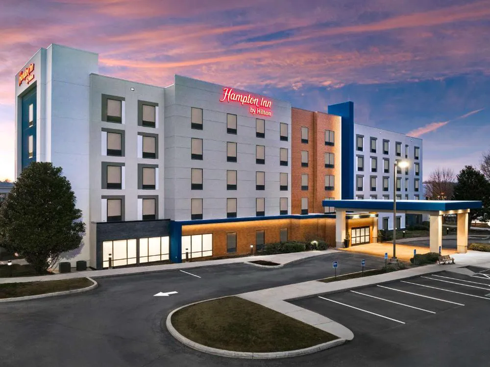 Hampton Inn Knoxville-West At Cedar Bluff hotel hero