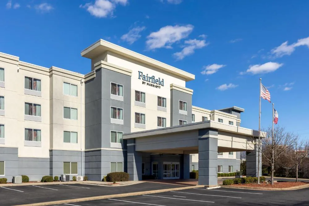 Fairfield Inn & Suites by Marriott Smithfield Selma/I-95 hotel hero