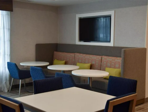 Hampton Inn Frankfort hotel detail image 2