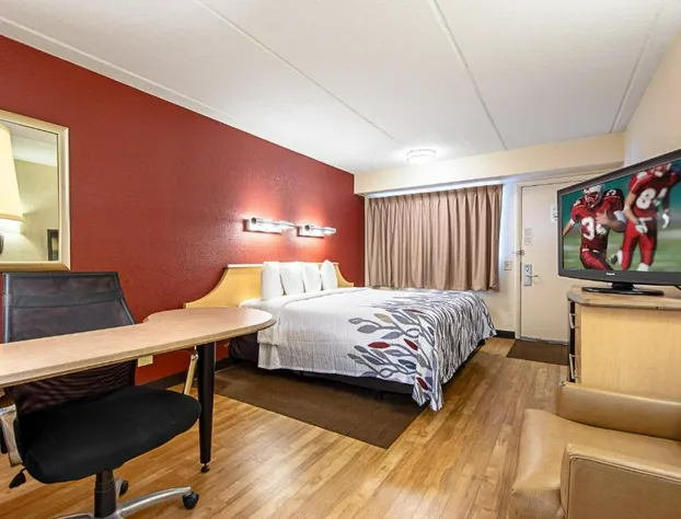 Red Roof Inn Canton hotel detail image 1