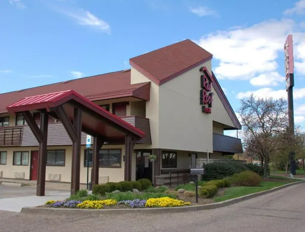 Red Roof Inn Canton hotel detail image 1