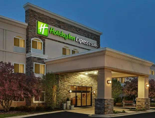 Holiday Inn Express & Suites Chicago-Libertyville by IHG hotel detail image 2