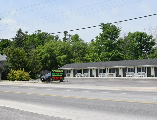 Knights Inn Arnprior hotel detail image 4