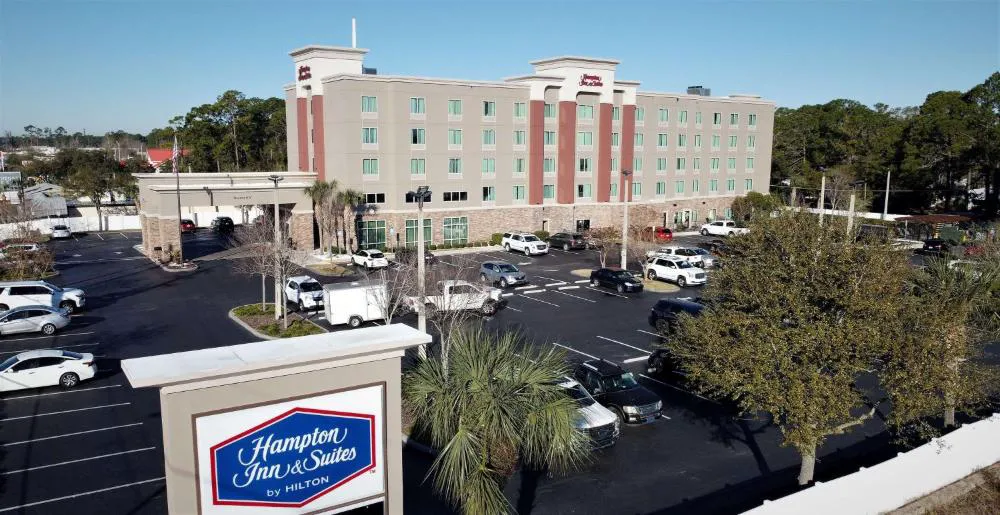 Hampton Inn & Suites Jacksonville - Beach Blvd/Mayo Clinic hotel hero