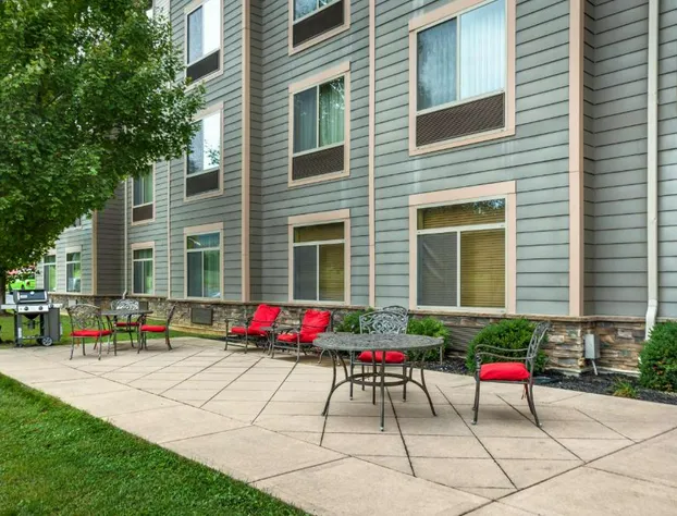 Best Western Plus University Park Inn & Suites hotel detail image 3