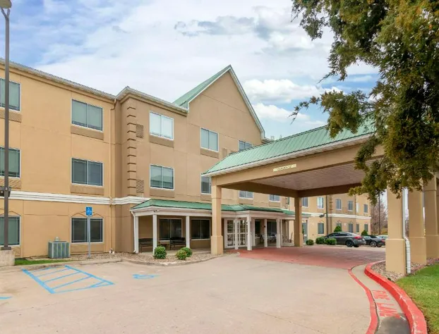 Country Inn & Suites by Radisson, Columbia, MO hotel detail image 3