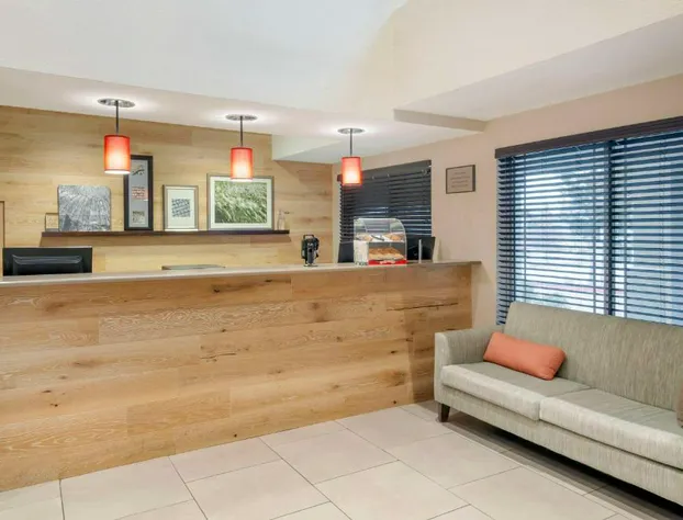 Country Inn & Suites by Radisson, Columbia, MO hotel detail image 4