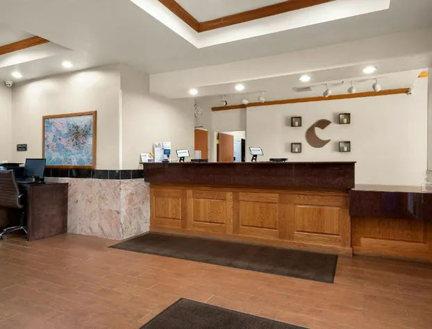 Comfort Inn & Suites Fenton hotel detail image 2